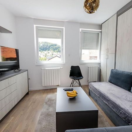 Apartman Skver Tuzla Exterior foto