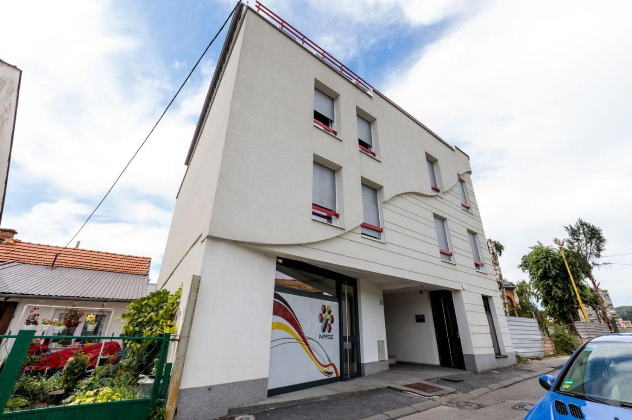 Apartman Skver Tuzla Exterior foto